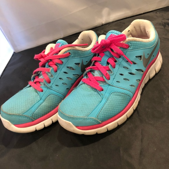 Nike Other - FINAL PRICE DROP Nike Flex Girls Running Shoes